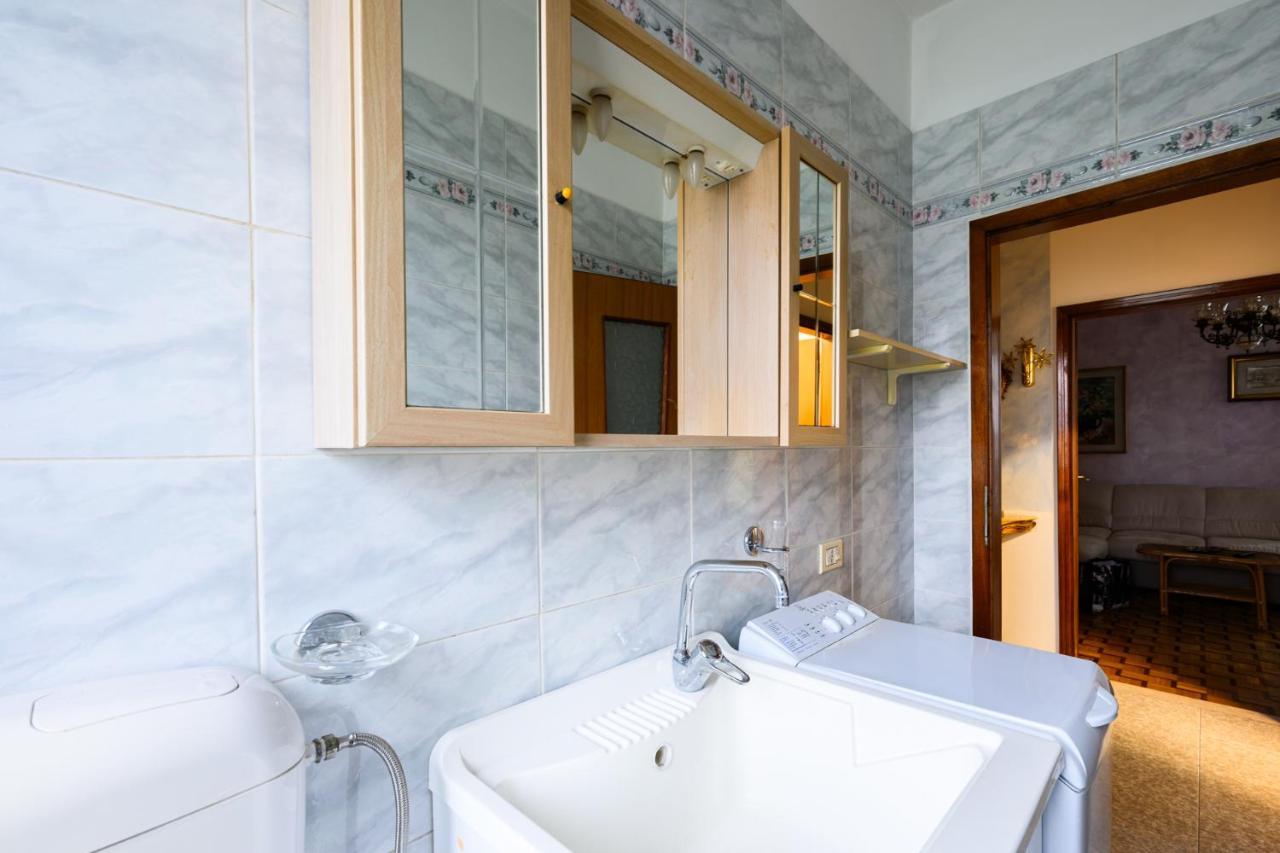 Retro Apartment In The Mountains Mezzolombardo Luaran gambar